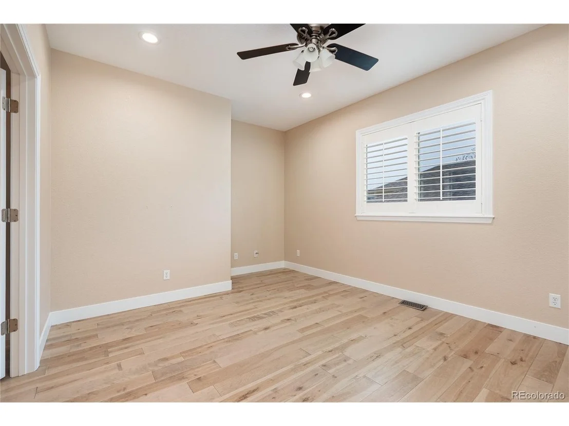 Photo of 10960 Glengate Cir