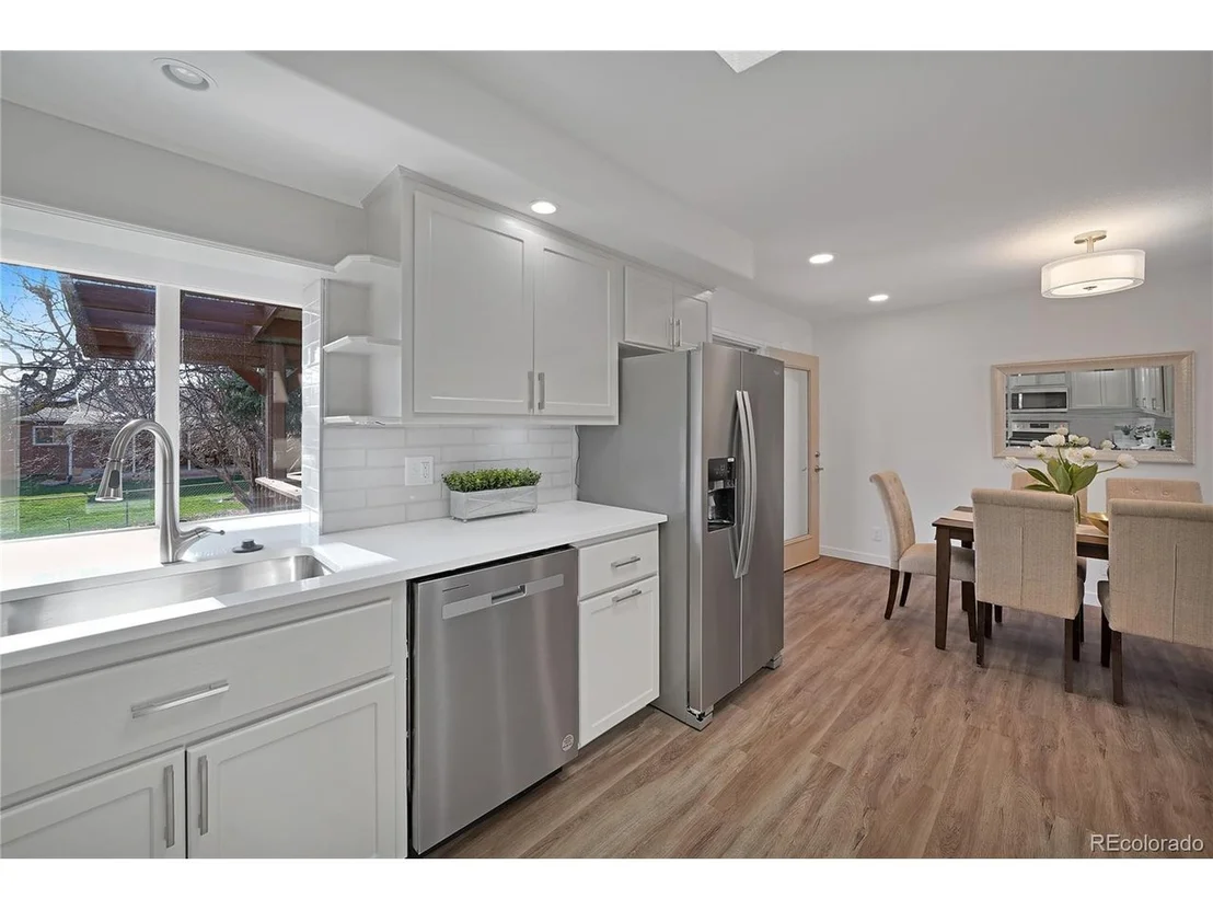 Photo of 6499 Iris Way