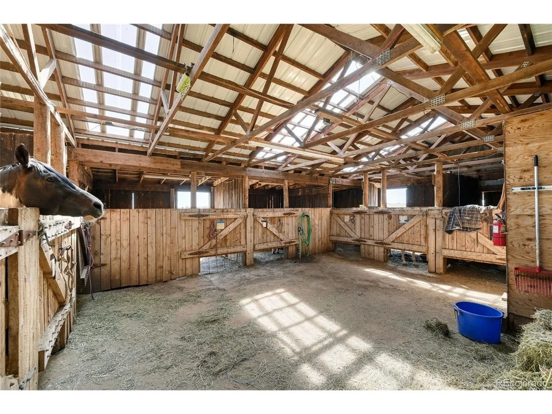 Photo of 5430 Murr Rd
