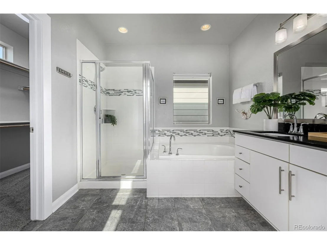 Photo of 1845 W 67th Pl
