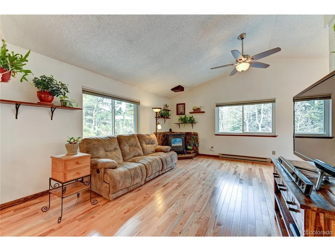 Photo of 12148 Circle Dr