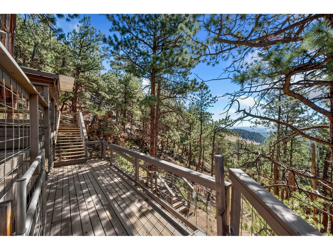 Photo of 1412 Sunshine Canyon Dr