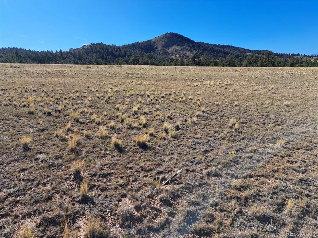 Photo of 475 Summit Rd