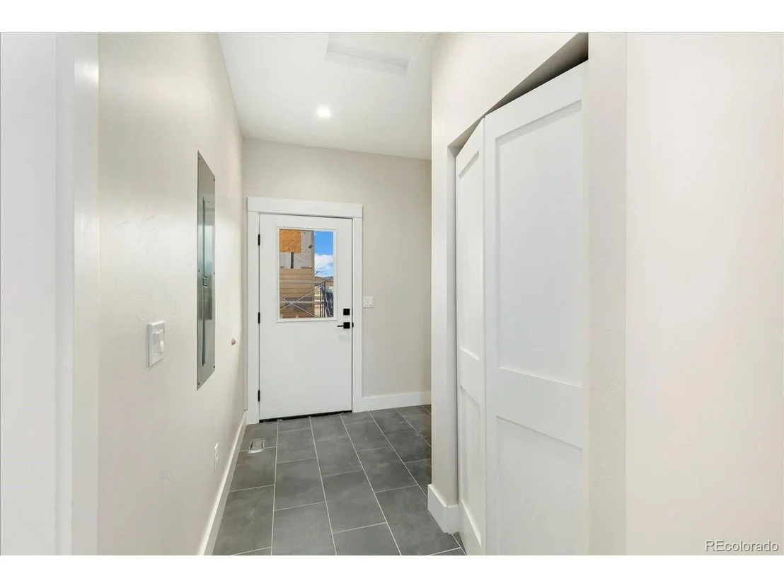 Photo of 140 Mesa View Ln