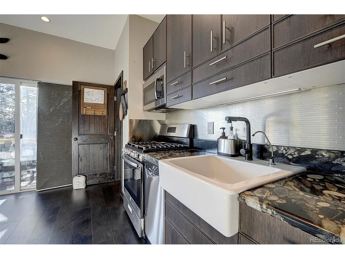 Photo of 94 Crest View Dr