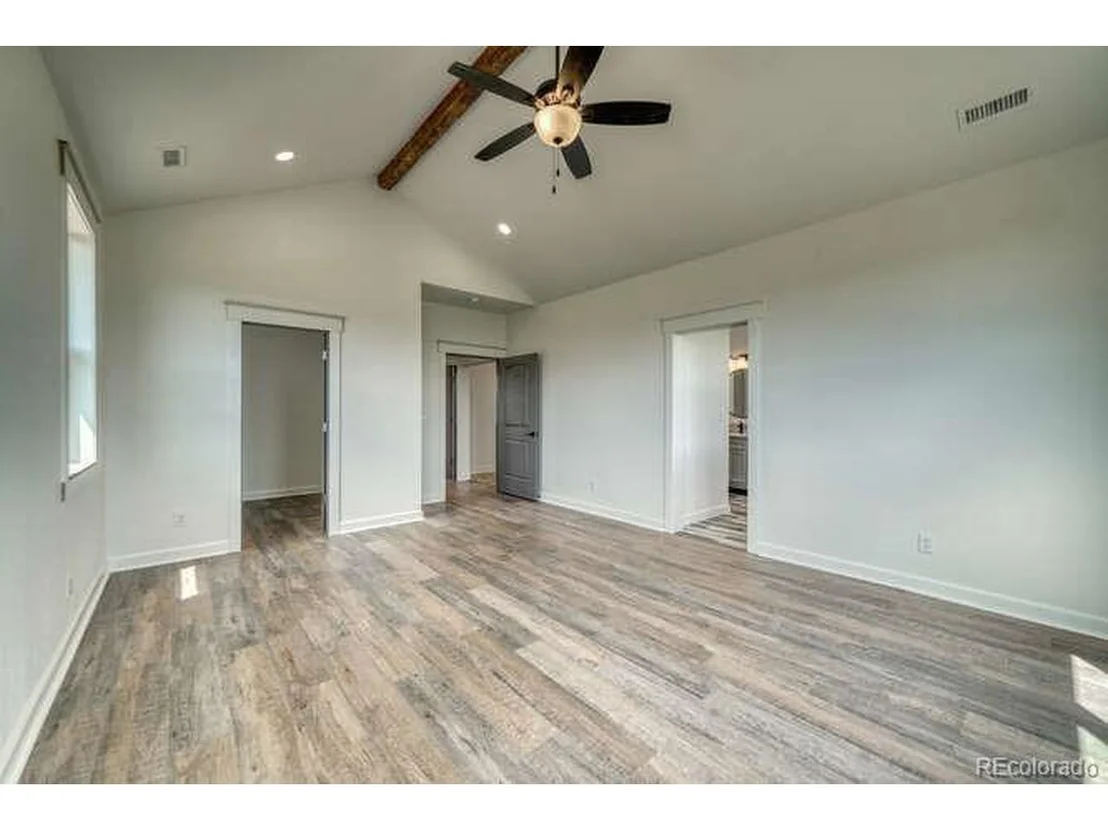 Photo of 8050 Windmill Ln