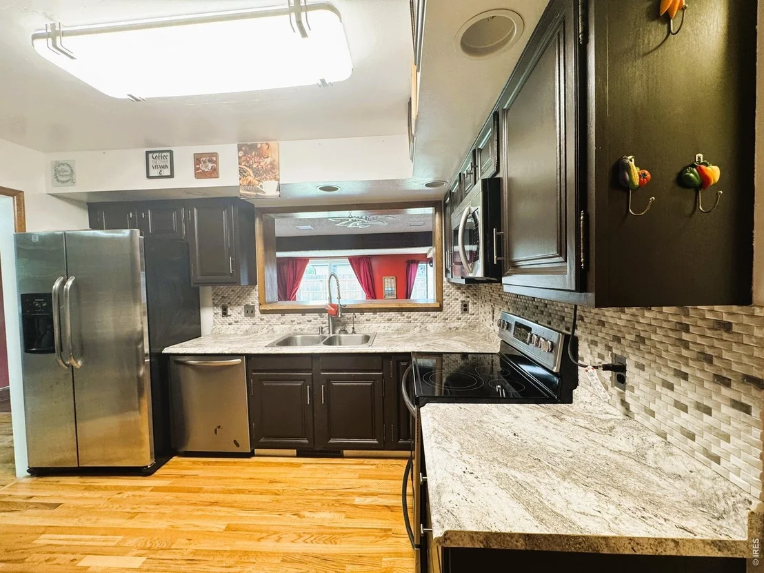 Photo of 1324 Buchanan St