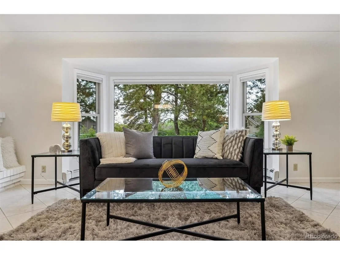 Photo of 4070 Field Dr
