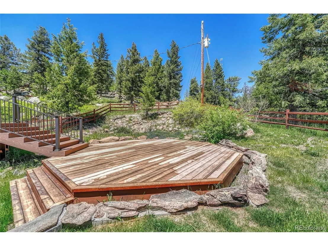 Photo of 22095 Cook Ln