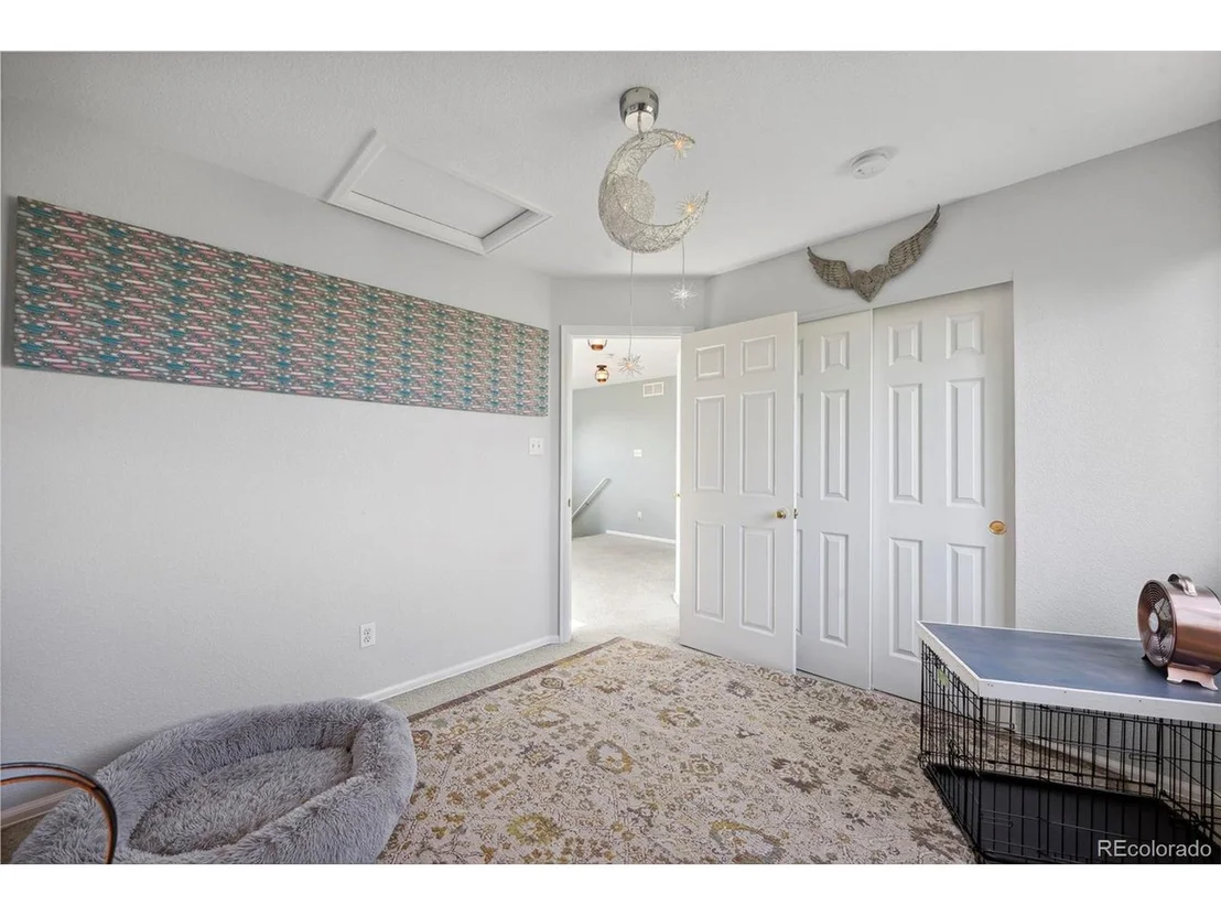 Photo of 7977 Emerson Ave
