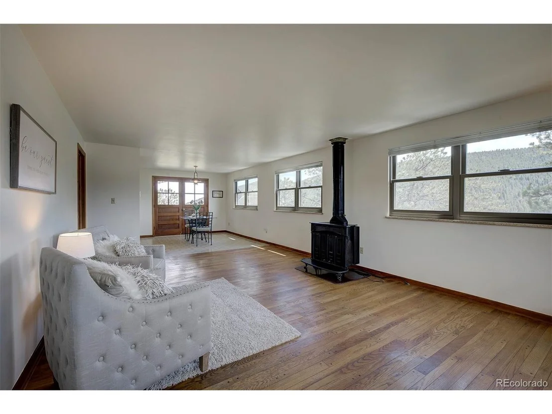 Photo of 25382 Mosier Cir