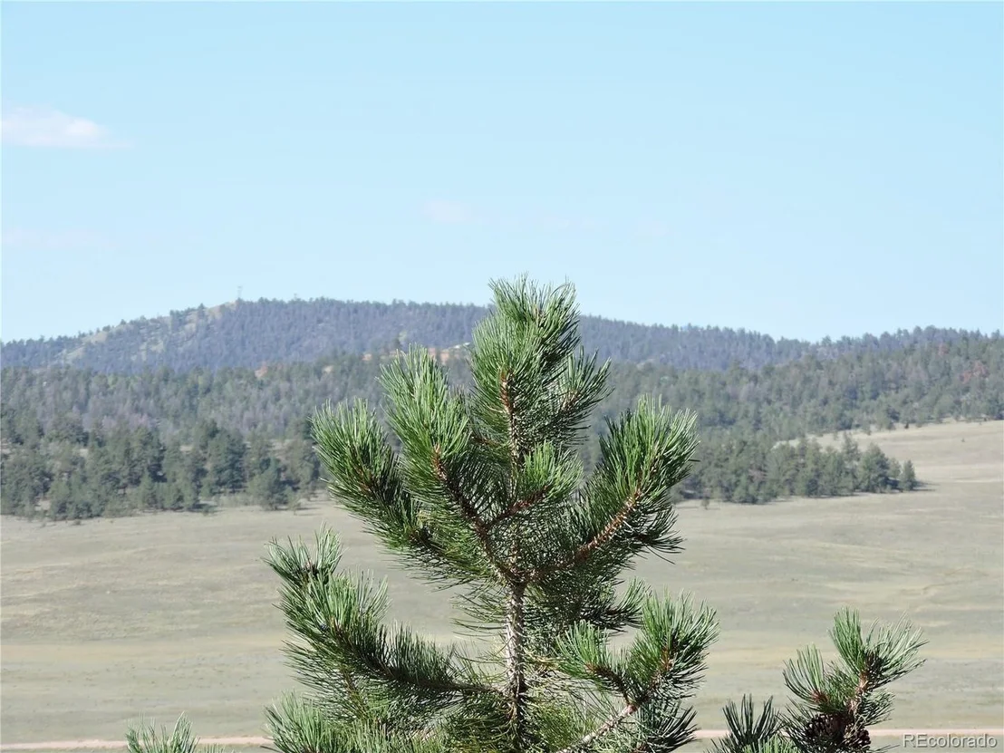 Photo of 640 Arapaho Trl