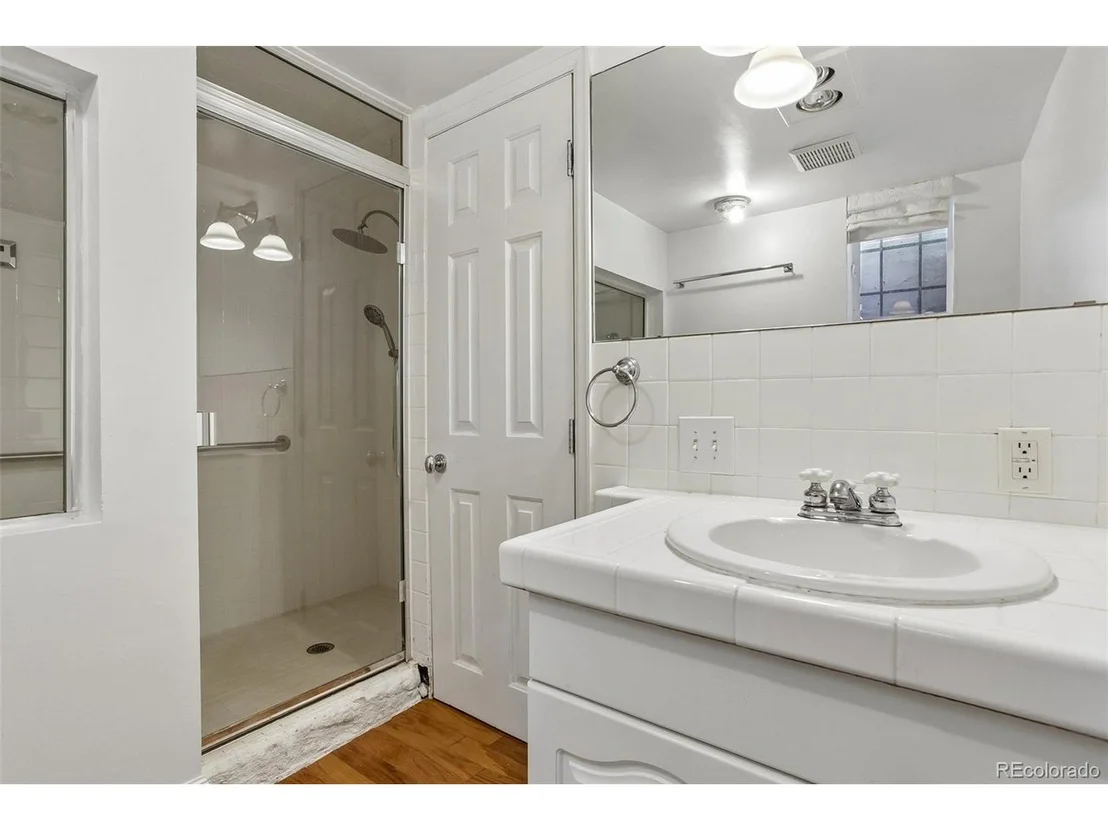 Photo of 345 Grape St