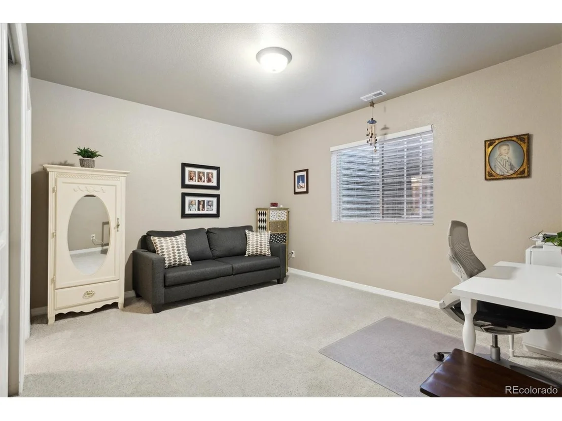 Photo of 3256 Waterfront Dr