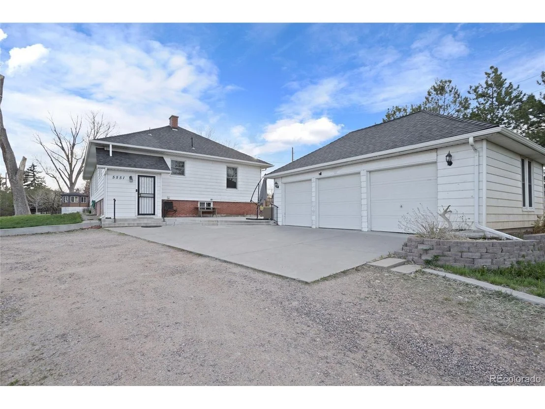 Photo of 5551 Allison St