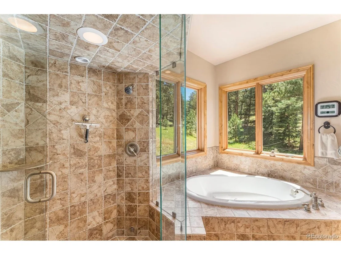 Photo of 348 Eagle Chase Ln