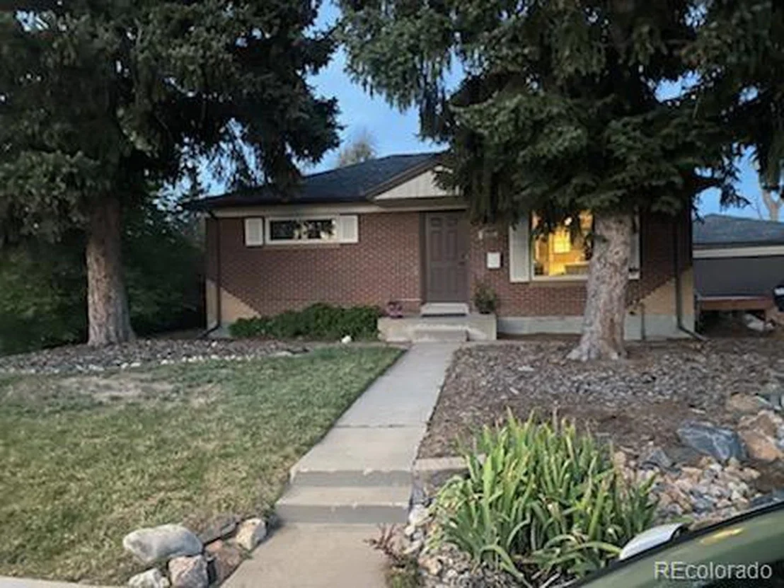 Photo of 11128 Murray Dr