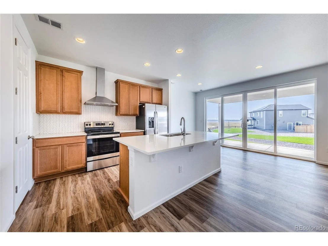 Photo of 965 N Undergrove Way
