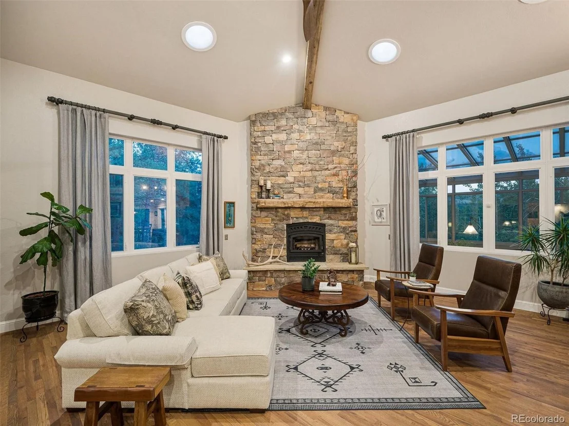 Photo of 137 Nuthatch Rd