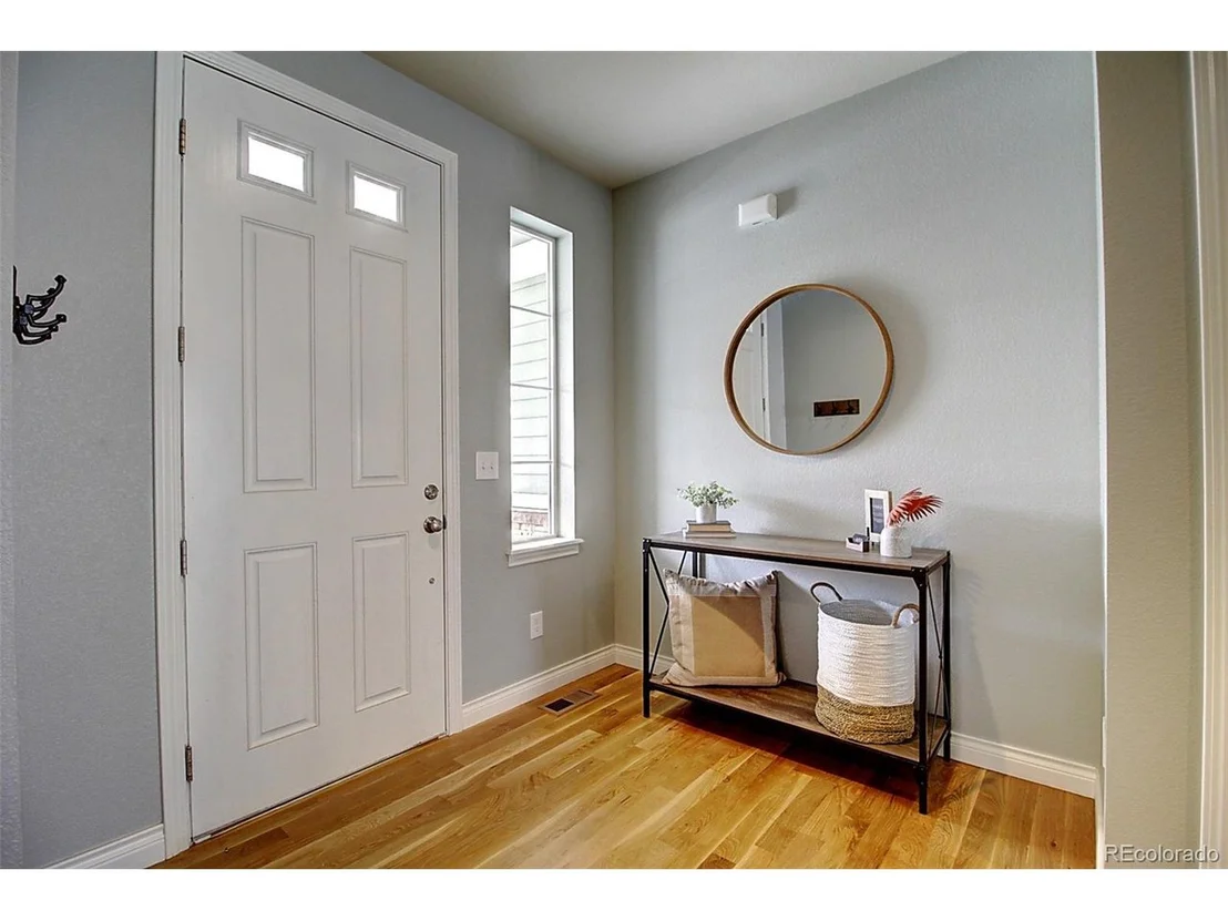 Photo of 1637 Glacier Ave