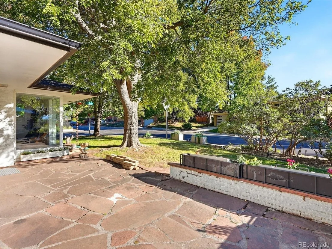 Photo of 2465 Stuart Ct