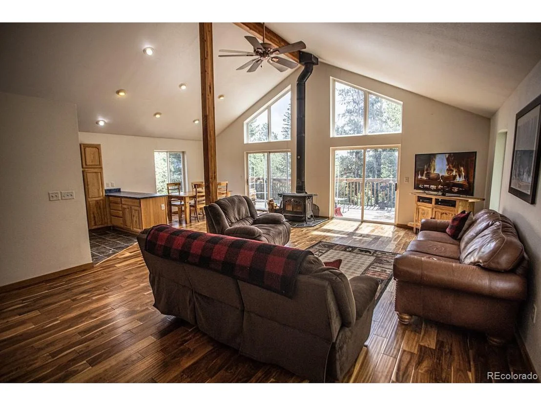 Photo of 89 W Dory Way