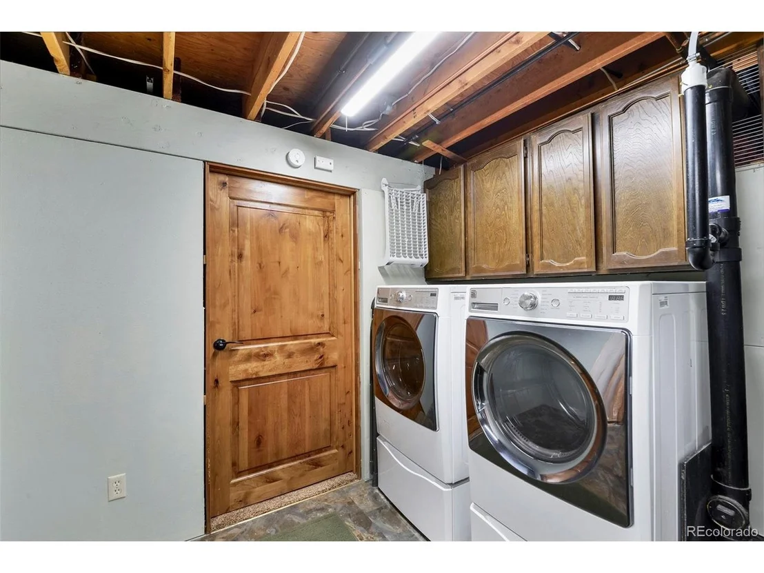Photo of 734 Aspen Pl