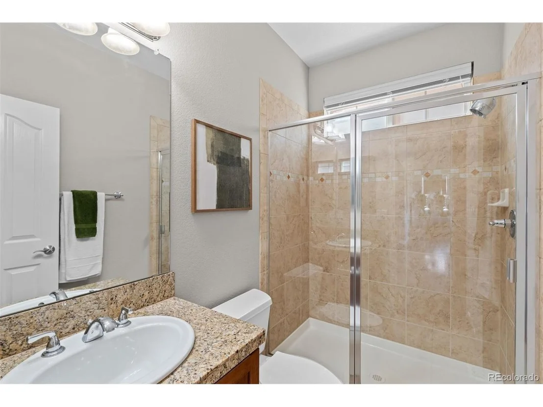Photo of 10876 Valleybrook Cir