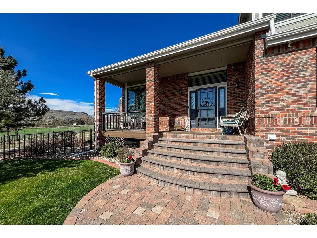 Photo of 6271 McIntyre Way