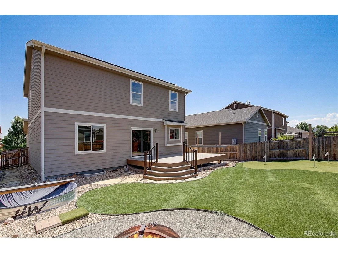 Photo of 9565 Dexter Ln