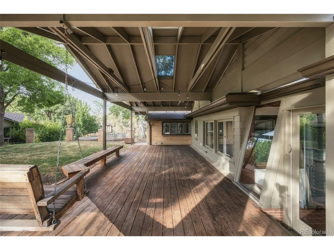 Photo of 4050 Field Dr