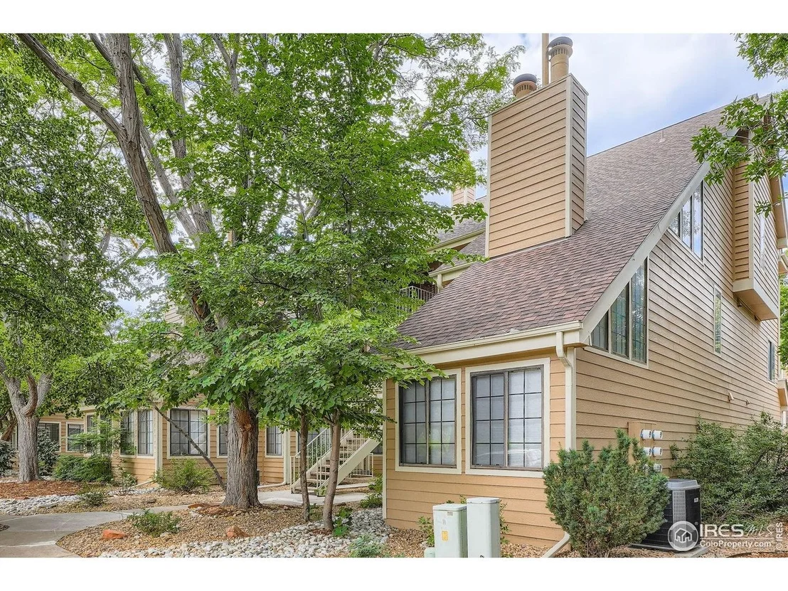 Photo of Unit D at 4767 White Rock Cir