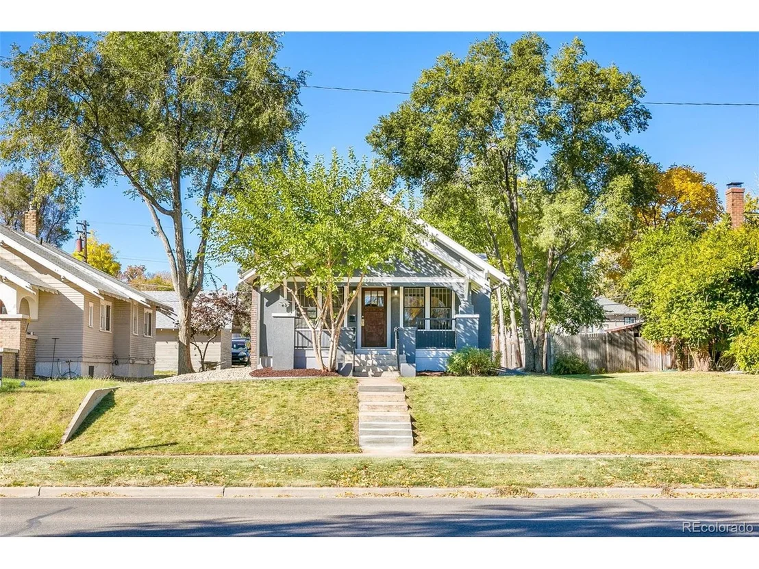 Photo of 2029 8th Ave