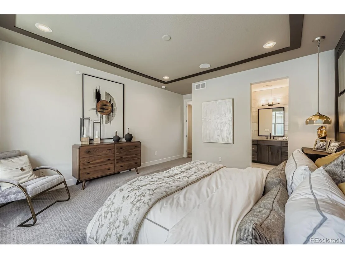 Photo of 720 Promenade Dr