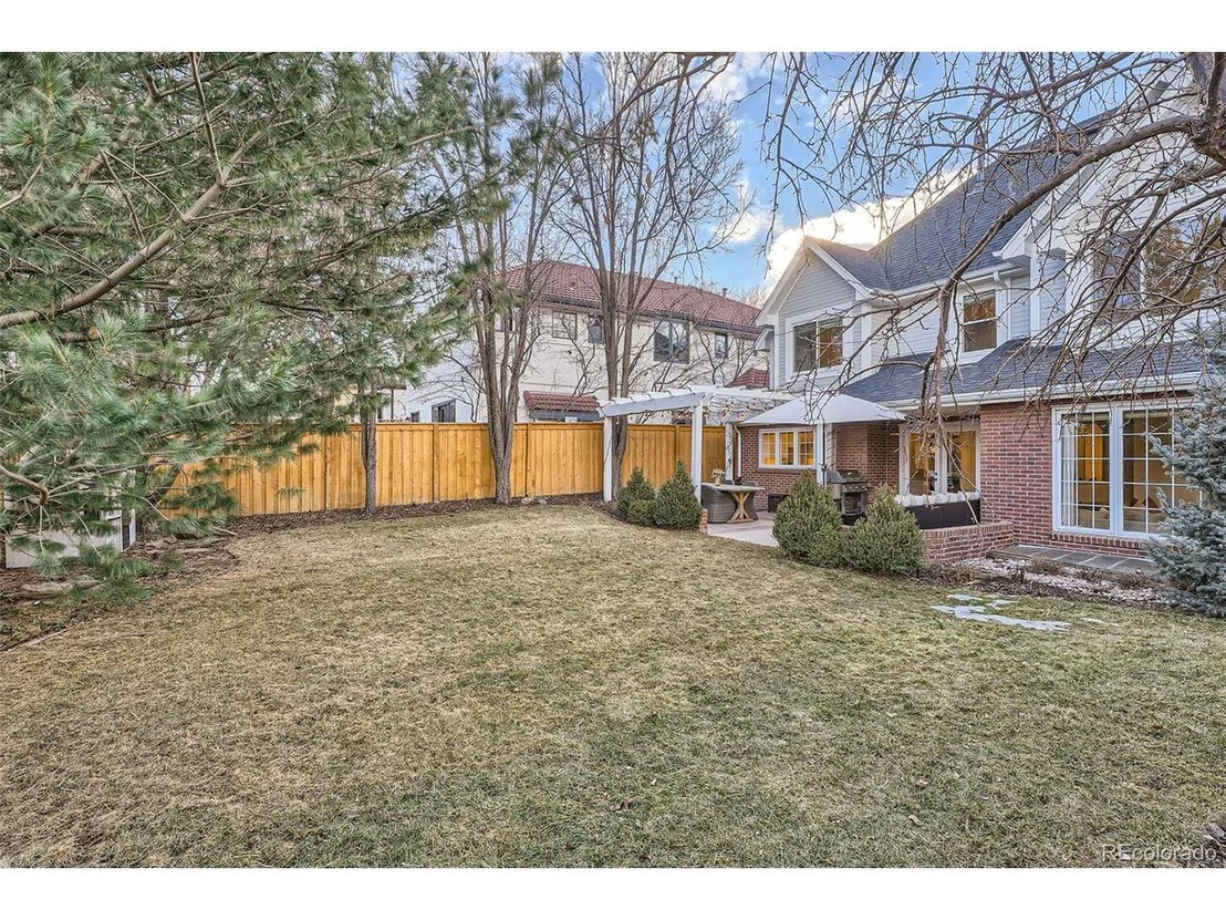 Photo of 366 Elm St