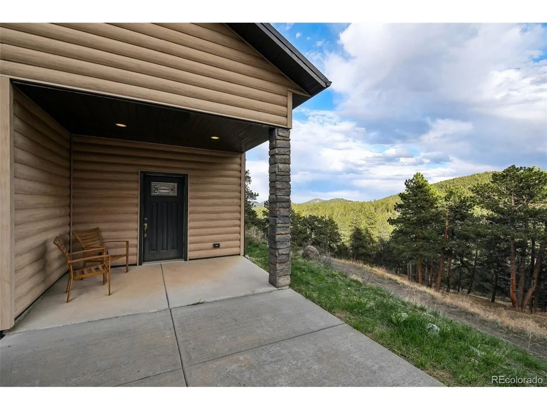 Photo of 7555 Rossman Gulch Rd