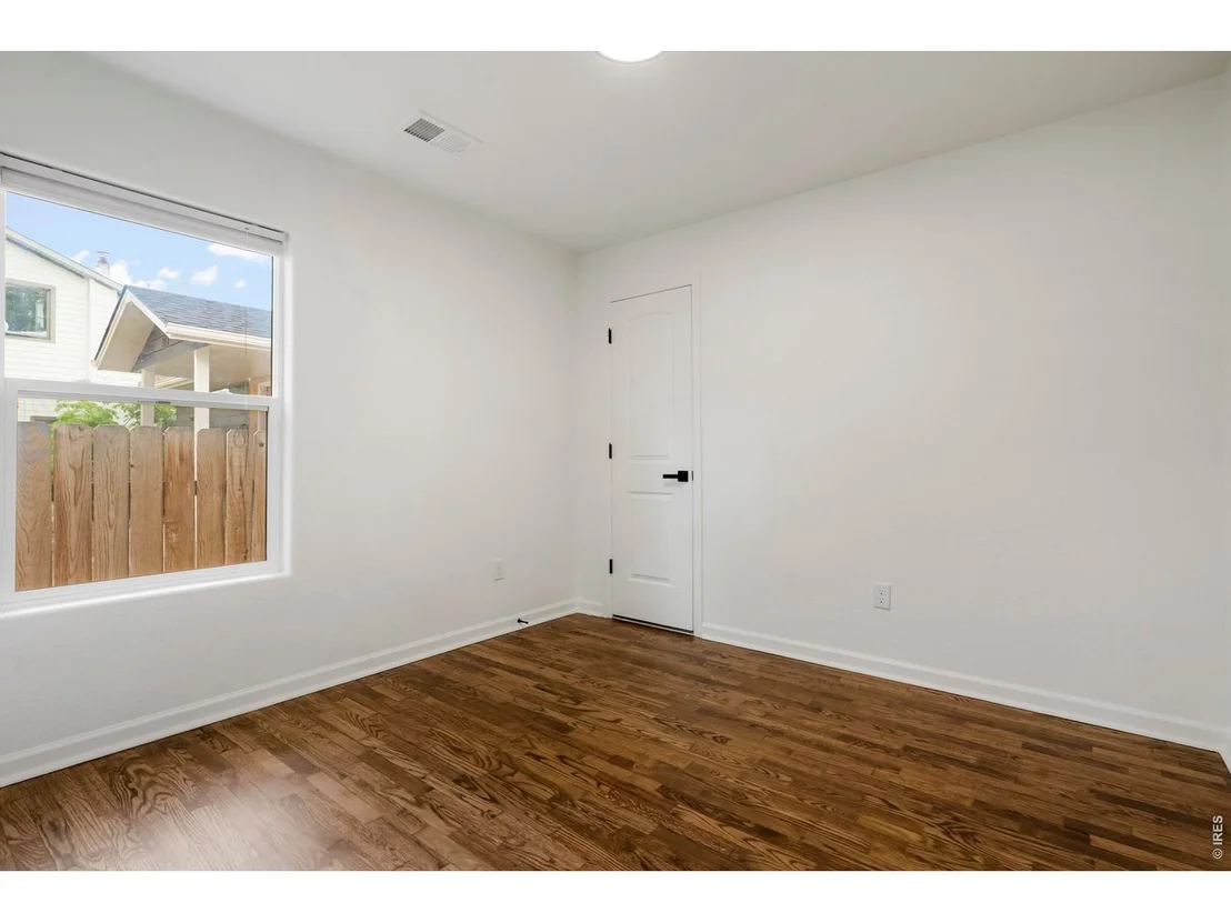 Photo of 814 Baker St