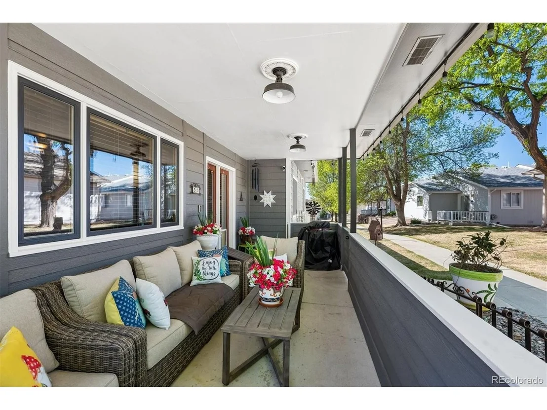 Photo of 33 Sandra Ln