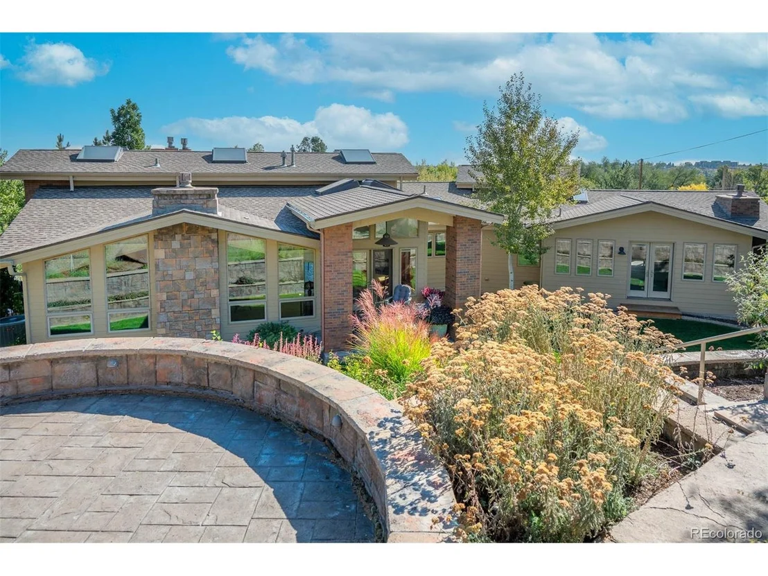 Photo of 2289 Old Quarry Rd