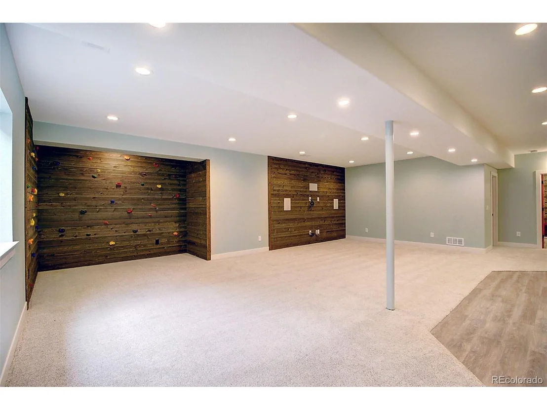 Photo of 1637 Glacier Ave