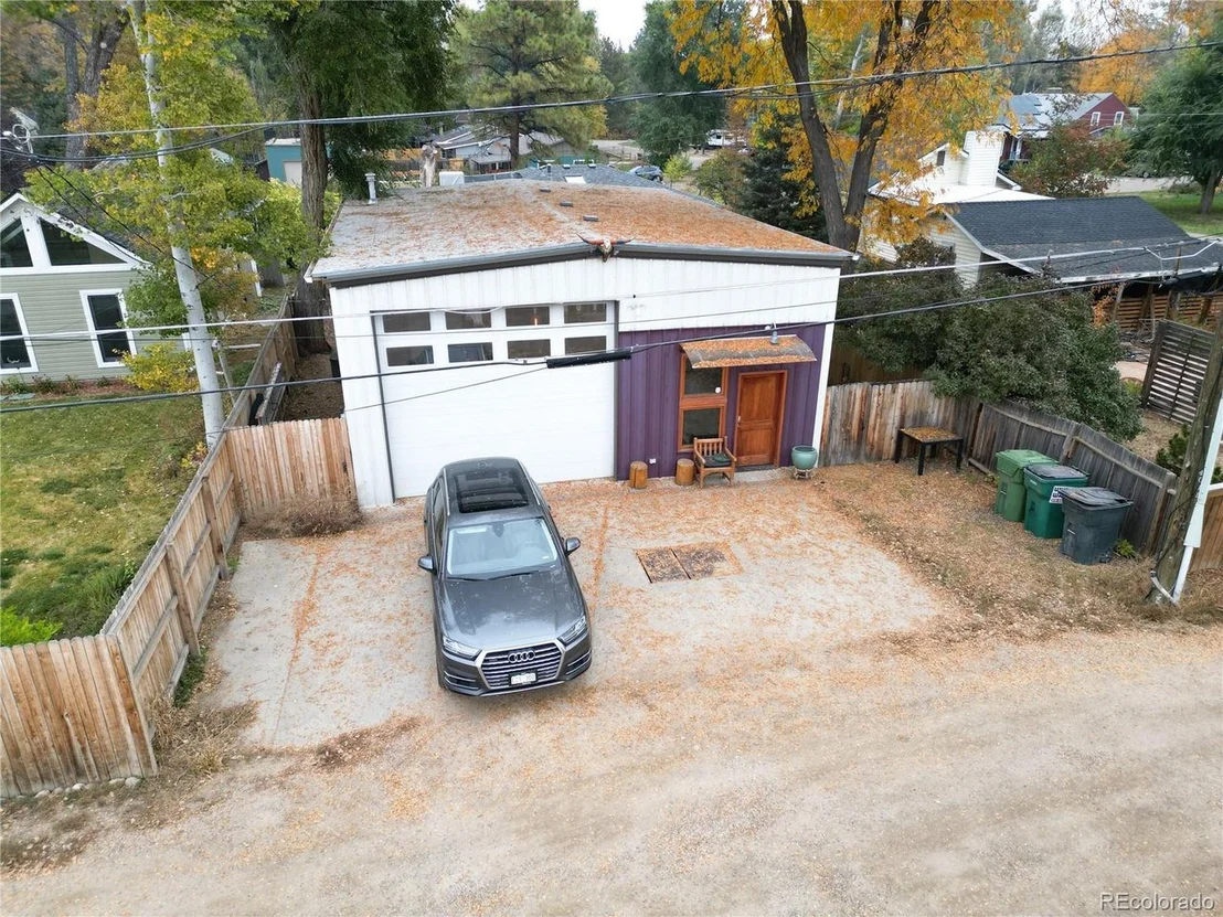 Photo of 161 3rd Ave