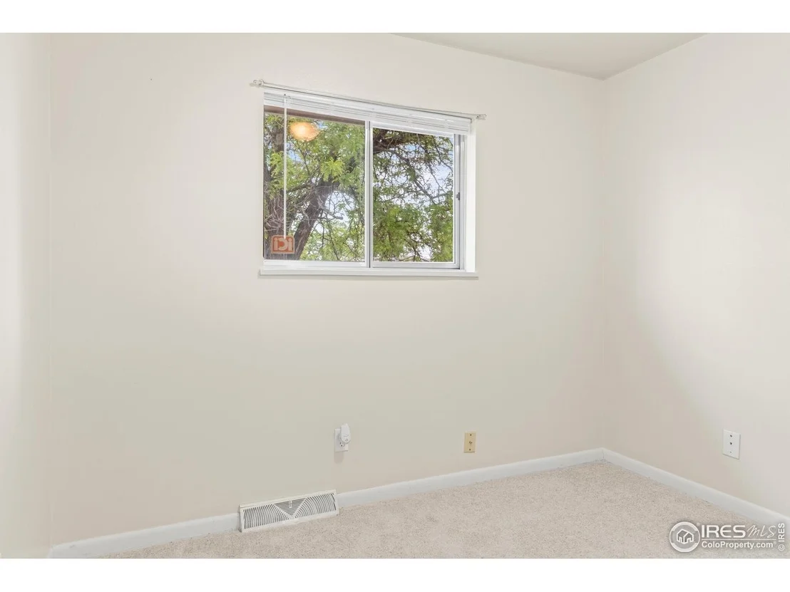 Photo of 525 36th Ave Ct