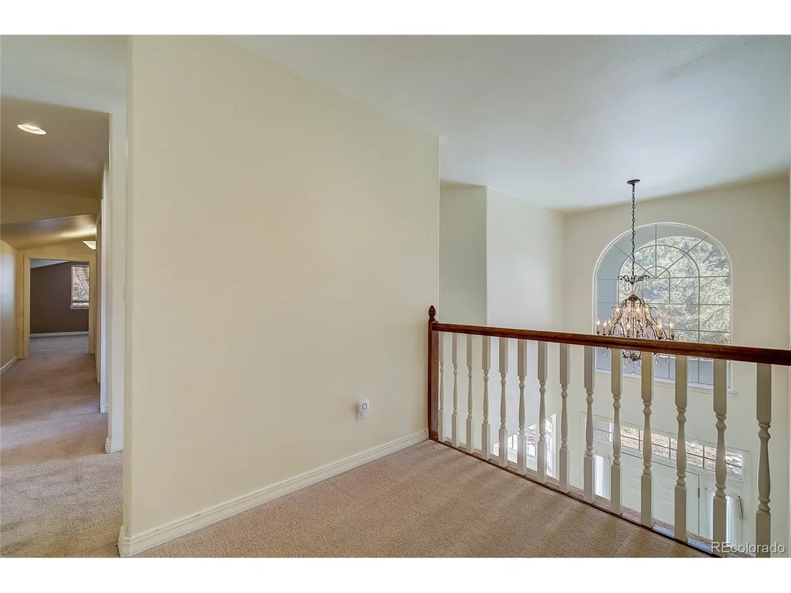 Photo of 1670 Ridgeview Cir