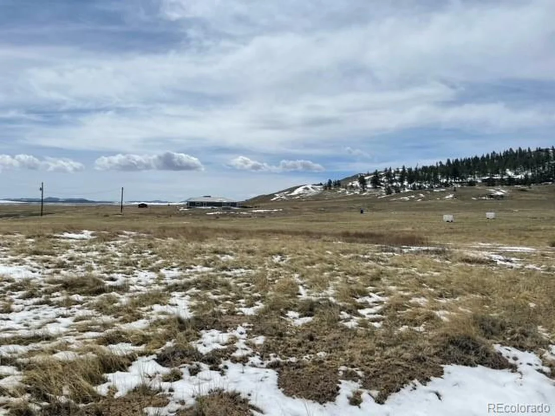 Photo of 390 Lazy Cir