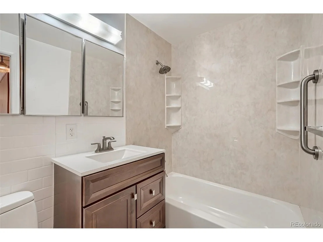 Photo of 256 Beryl Way