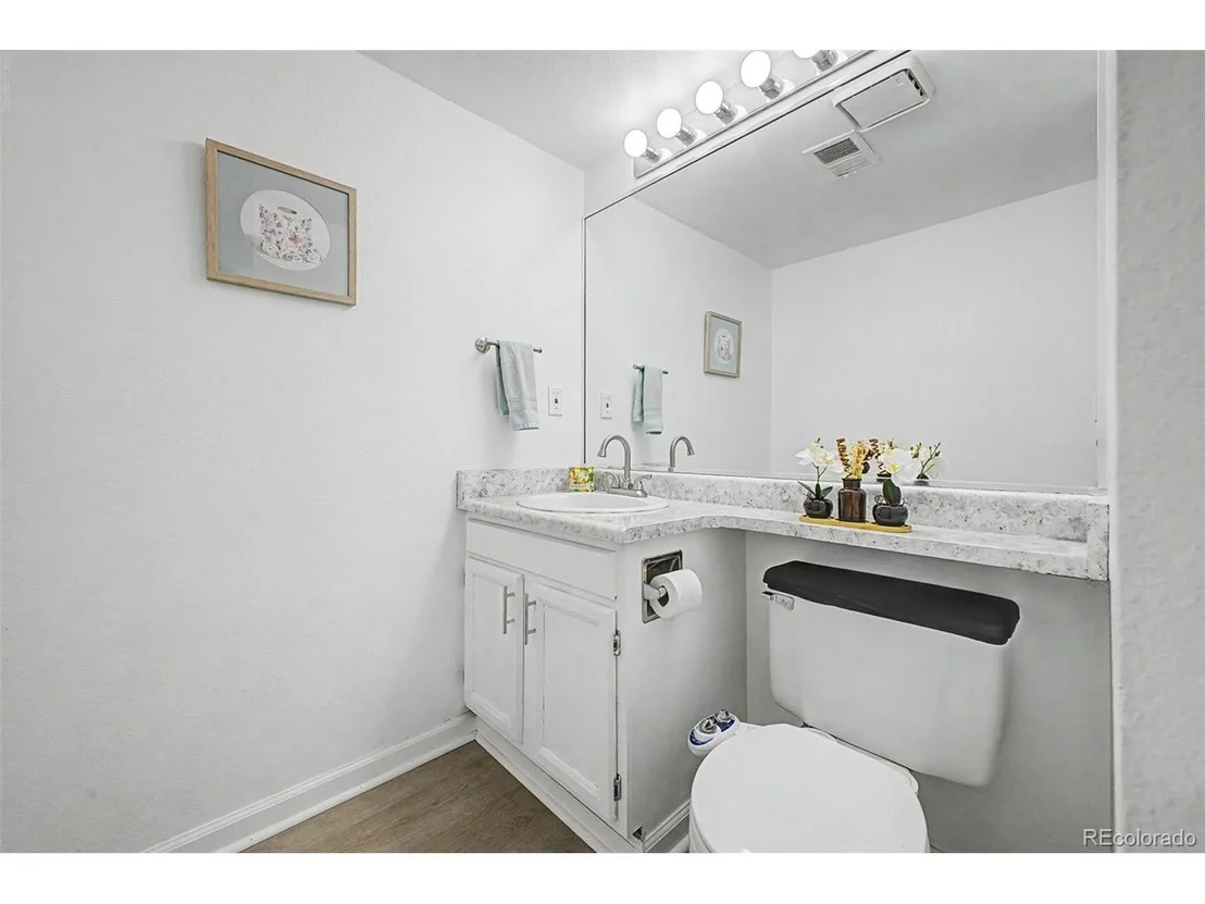 Photo of Unit F at 8790 Allison Dr