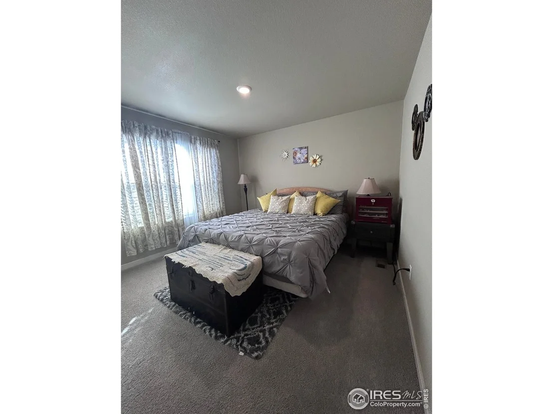 Photo of 1202 Coyote Ln