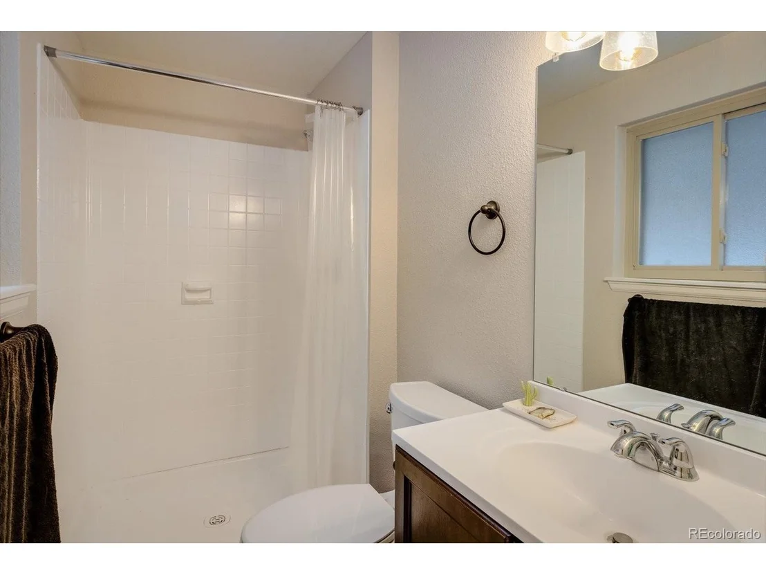Photo of 11624 Flower Ln