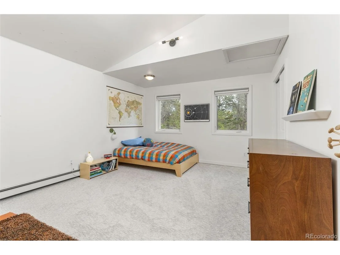 Photo of 25 Shoshoni Way