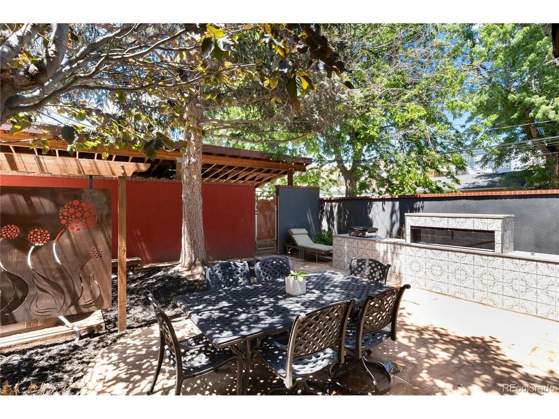 Photo of 3115 Lowell Blvd